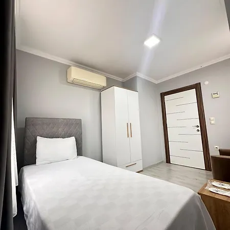 Renaissance Aparthotel *