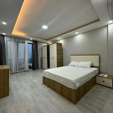 Renaissance Aparthotel